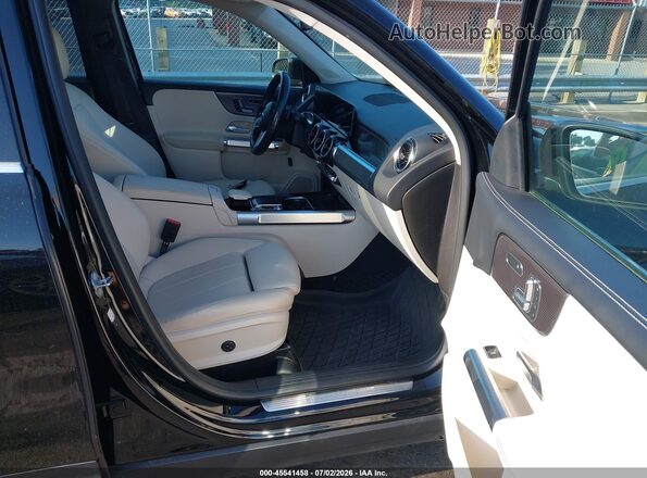 W1N4M4HB6LW056134 2020 MERCEDES-BENZ GLB-CLASS Black Սալոնի դիմացի տեսք
