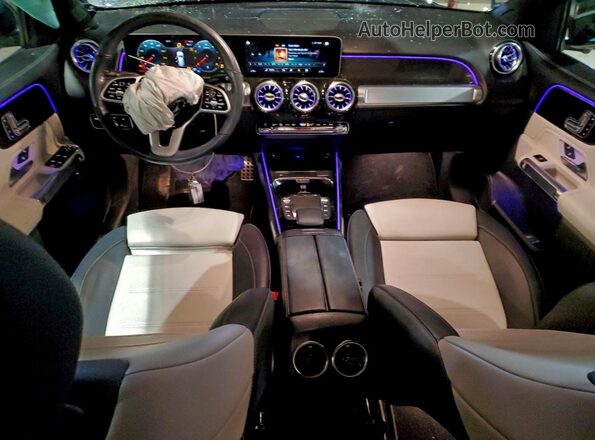 W1N4M4HB7MW135507 2021 MERCEDES-BENZ GLB-CLASS Black Vista del salpicadero