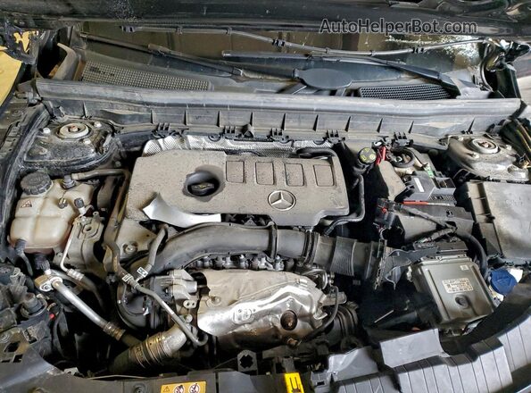 W1N4M4HB7MW135507 2021 MERCEDES-BENZ GLB-CLASS Black Vista del compartimento del motor