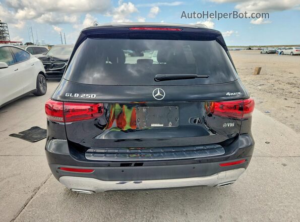 W1N4M4HB8PW310951 2023 MERCEDES-BENZ GLB-CLASS Black უკანა ხედი
