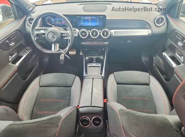 W1N4M4HB8SW400142 2025 MERCEDES-BENZ GLB-CLASS White Առջևի վահանակի տեսք