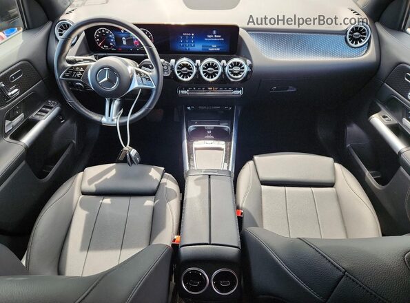 W1N4N4HB2SJ679551 2025 MERCEDES-BENZ GLA Черный Вид панели приборов