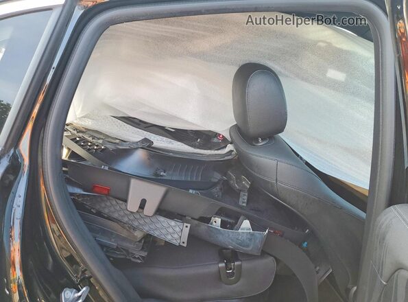 W1N4N4HB5MJ295718 2021 MERCEDES-BENZ GLA Black Вид задніх сидінь