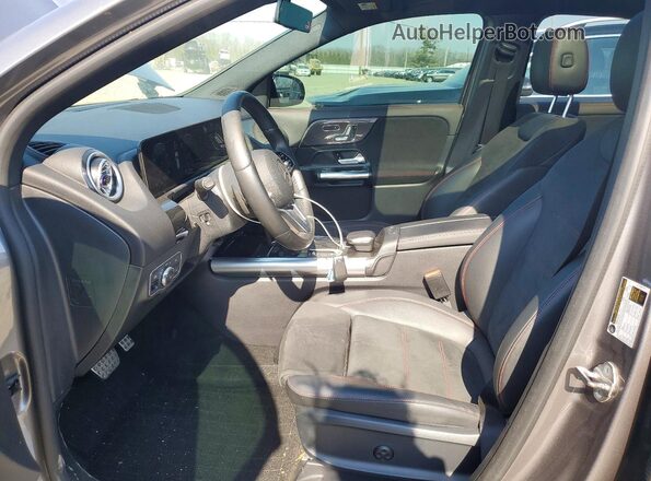 W1N4N4HB5NJ338939 2022 MERCEDES-BENZ GLA Gray Front interior view