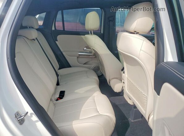W1N4N4HB5TJ762229 2026 MERCEDES-BENZ GLA Белый Вид задней части салона