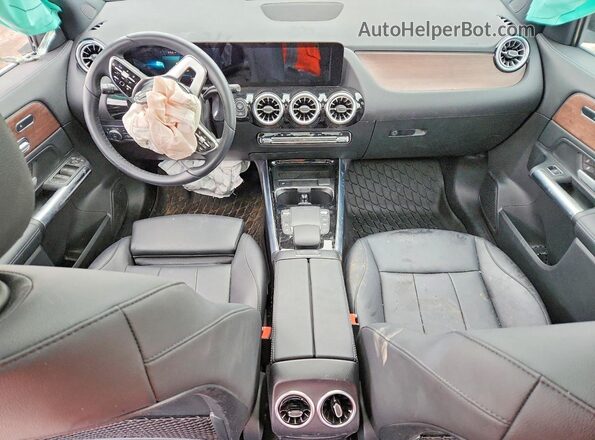W1N4N4HB6NJ390614 2022 MERCEDES-BENZ GLA Black Առջևի վահանակի տեսք
