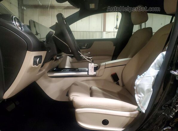 W1N4N4HB7MJ291248 2021 MERCEDES-BENZ GLA Black წინა სალონის ხედი