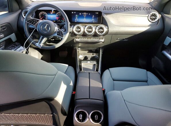 W1N4N4HBXTJ756474 2026 MERCEDES-BENZ GLA Black Vista del salpicadero