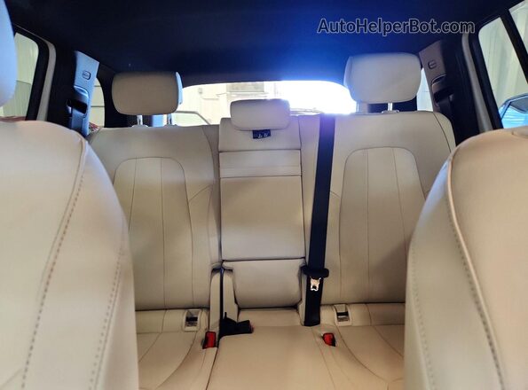 W1N9M0KB1SN112864 2025 MERCEDES-BENZ EQB White Widok tylnych siedzeń