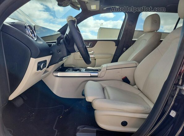 W1N9M0KB3RN099920 2024 MERCEDES-BENZ EQB Black Widok wnętrza z przodu