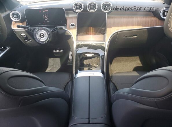 W1NKJ4HB7SF363391 2025 MERCEDES-BENZ GLC-CLASS Black წინა პანელის ხედი