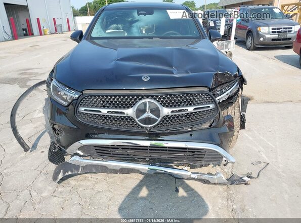 W1NKJ4HBXTF488483 2026 MERCEDES-BENZ GLC 300 COUPE Черный Вид спереди