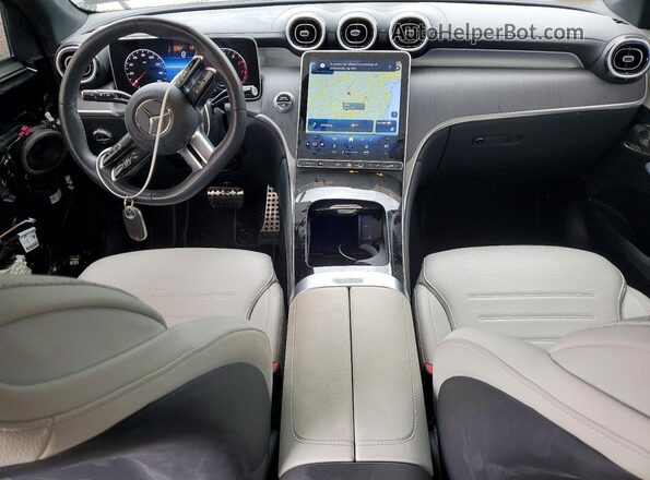 W1NKM4HB3RF207639 2024 MERCEDES-BENZ GLC-CLASS Black Vista del salpicadero