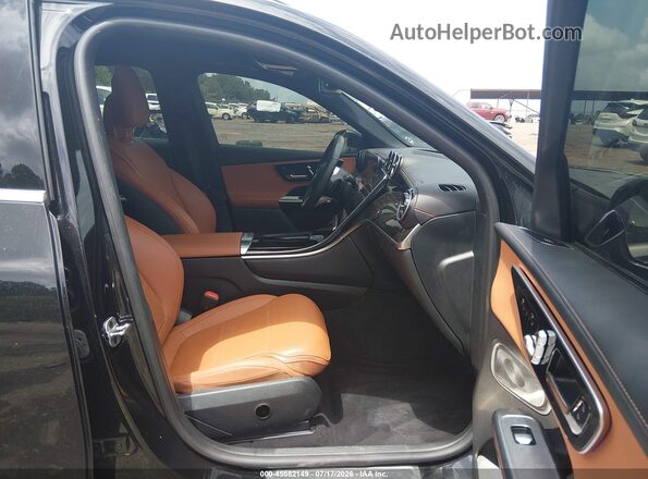 W1NKM4HB4RF209092 2024 MERCEDES-BENZ GLC 300 Black Widok wnętrza z przodu