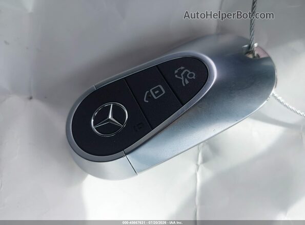 W1NKM4HB9SF268306 2025 MERCEDES-BENZ GLC 300 Green Dashboard view