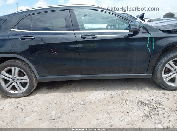 W1NTG4EB6LU030054 2020 MERCEDES-BENZ GLA 250 Black Rear interior view
