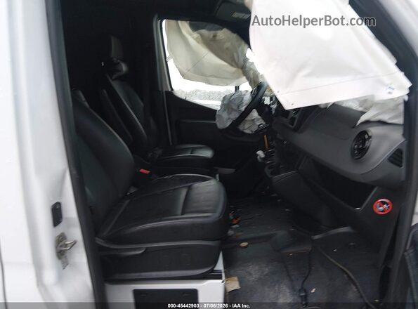 W1W4ECHY2LT031448 2020 MERCEDES-BENZ SPRINTER Белый Вид салона спереди