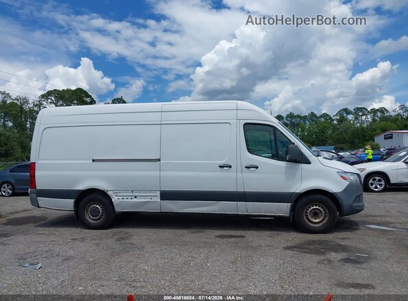 W1Y4ECHY3MT068985 2021 MERCEDES-BENZ SPRINTER White Вид задньої частини салону