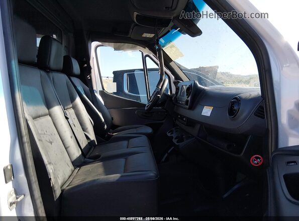 W1Y4KBHY3RT189140 2024 MERCEDES-BENZ SPRINTER  Front interior view