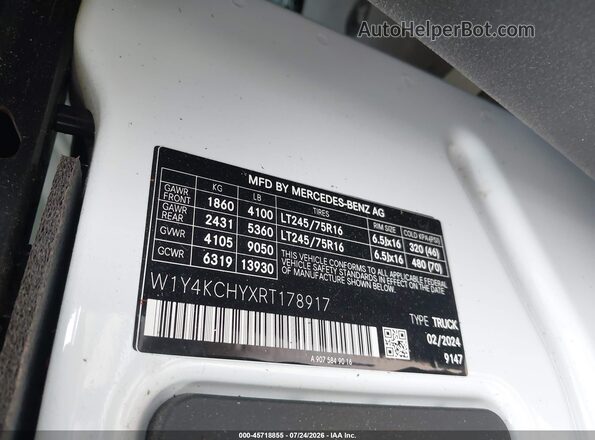 W1Y4KCHYXRT178917 2024 MERCEDES-BENZ SPRINTER White Vista del compartimento del motor