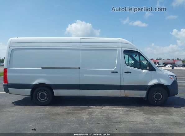 W1Y4NCHY5RT179495 2024 MERCEDES-BENZ SPRINTER White Սալոնի հետևի տեսք