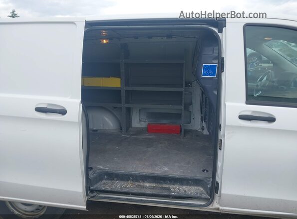 W1YV0BEY3M3946562 2021 MERCEDES-BENZ METRIS White Вид наклейки з VIN-кодом