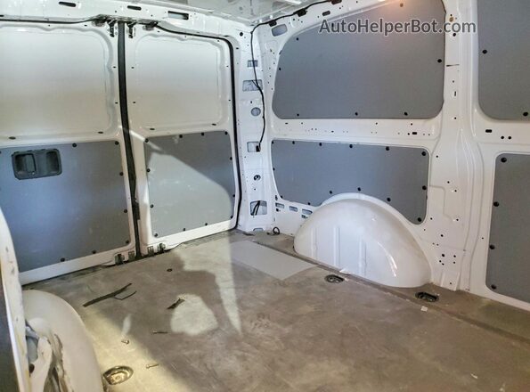 W1YV0BEY4N4155632 2022 MERCEDES-BENZ METRIS White Widok wnętrza z tyłu