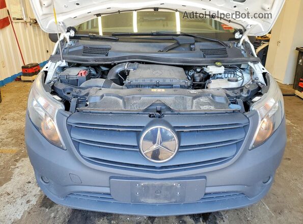 W1YV0BEY4N4155632 2022 MERCEDES-BENZ METRIS White Widok komory silnika