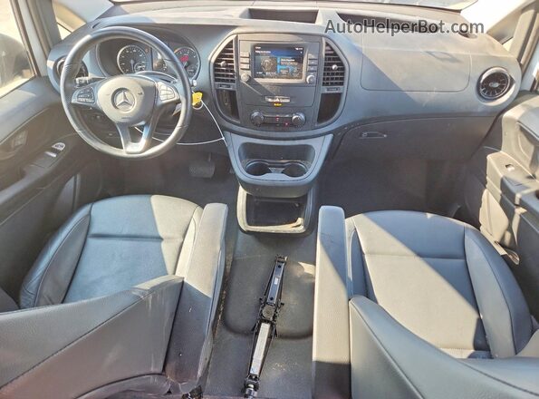 W1YV0CEY3P4322099 2023 MERCEDES-BENZ METRIS White წინა პანელის ხედი