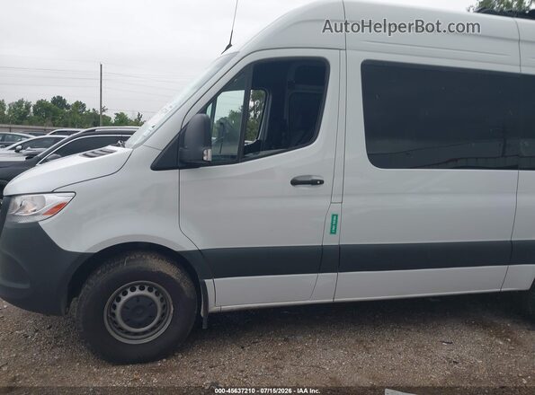 W1Z4KFHY8SP826752 2025 MERCEDES-BENZ SPRINTER White სალონის 360-გრადუსიანი ხედი
