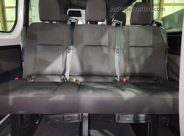 W1Z4KGHY6ST218970 2025 MERCEDES-BENZ SPRINTER White Vista de los asientos traseros