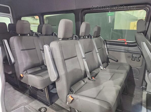 W1Z4KGHY6ST218970 2025 MERCEDES-BENZ SPRINTER White Vista interior trasera