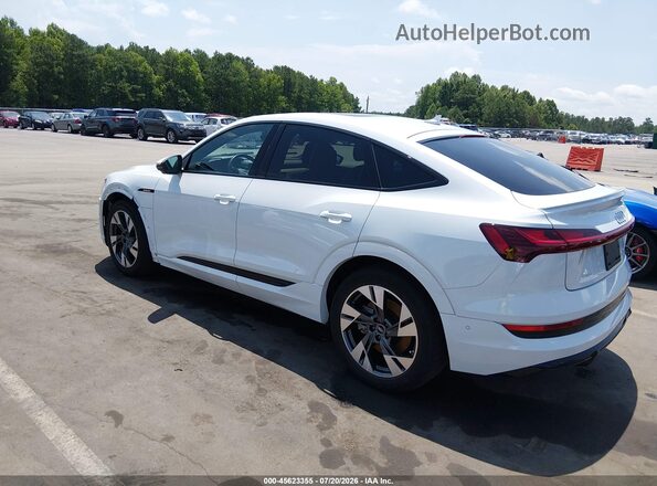 WA11AAGEXNB013059 2022 AUDI E-TRON White Trasero izquierdo