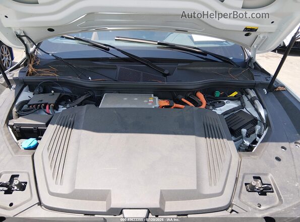 WA11AAGEXNB013059 2022 AUDI E-TRON White Vista trasera
