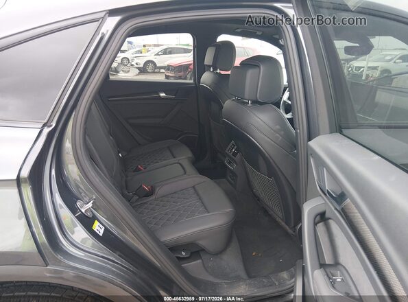 WA124AFY2R2113136 2024 AUDI SQ5 Gray Widok naklejki z numerem VIN