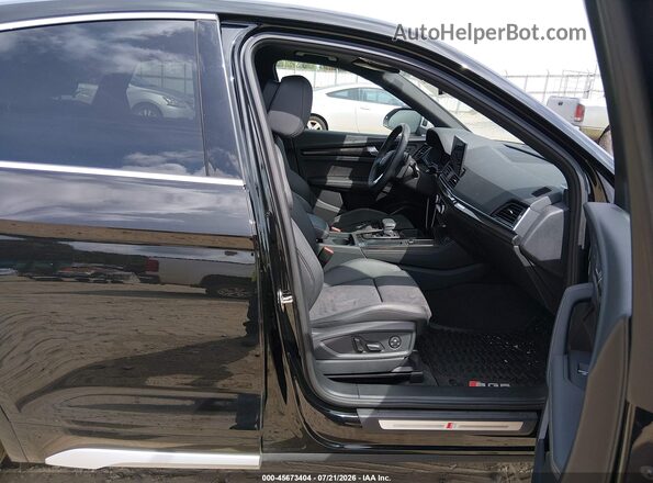 WA124AFY8S2057757 2025 AUDI SQ5 Black Widok wnętrza z przodu