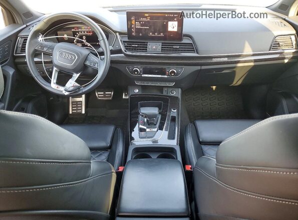 WA124AFYXR2066552 2024 AUDI SQ5 Black Widok deski rozdzielczej