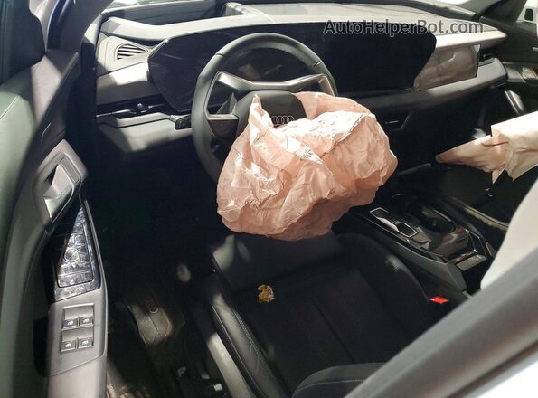 WA124BGF1SA012958 2025 AUDI OTHER White Widok deski rozdzielczej