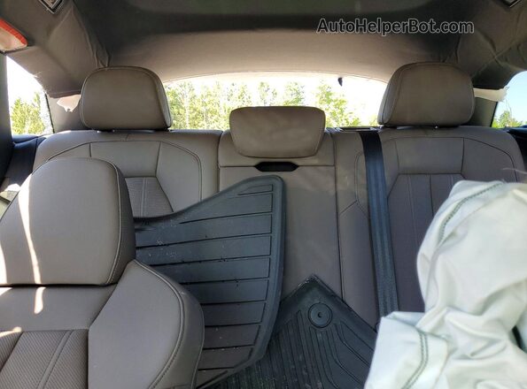 WA12AAGU4S2017695 2025 AUDI Q5 White უკანა სავარძლების ხედი