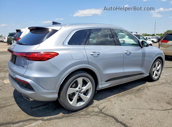WA13AAGU0S2043098 2025 AUDI Q5 Silver Trasero derecho