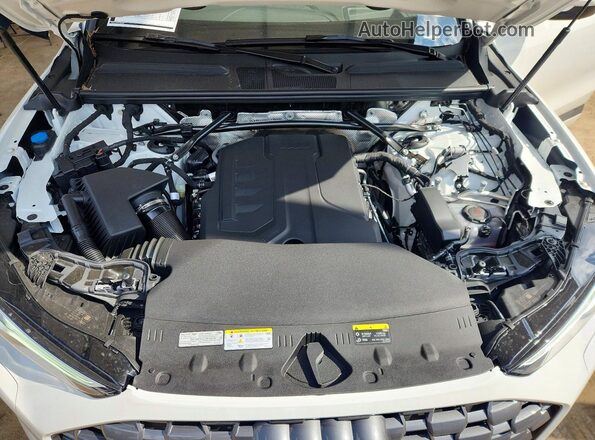 WA13AAGU2S2071906 2025 AUDI Q5 White Շարժիչի բաժամունքի տեսք