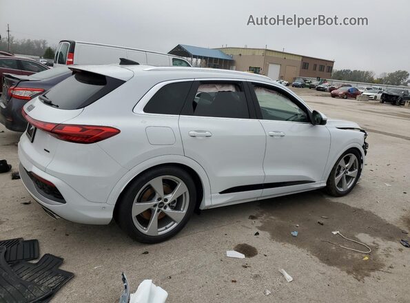 WA13AAGU3S2069503 2025 AUDI Q5 White Rear right