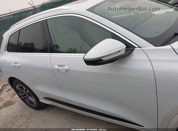 WA13AAGU7S2062344 2025 AUDI ALL Белый Вид задней части салона