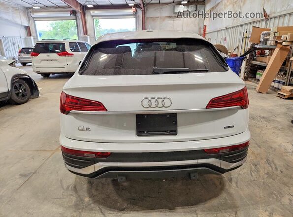 WA14AAFY2P2091041 2023 AUDI Q5 White Widok z tyłu