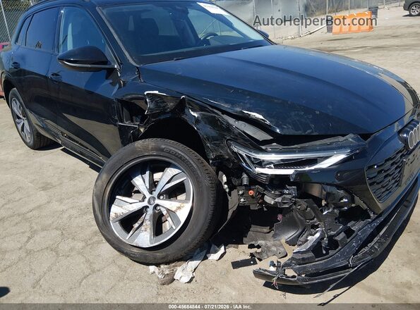WA14AAGE6RB036650 2024 AUDI Q8 E-TRON Black Դիմացի տեսք