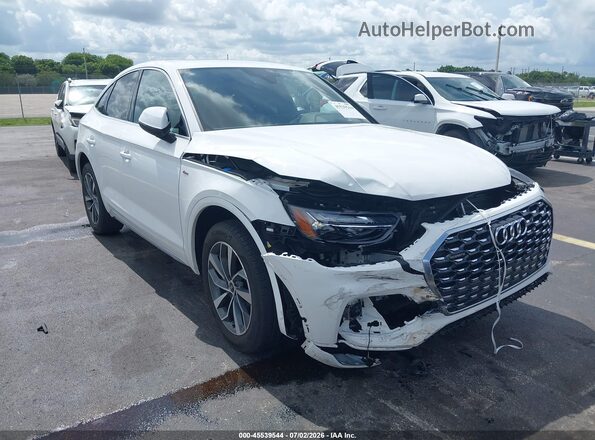 WA15AAFY2P2113379 2023 AUDI Q5 White Front view