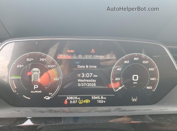 WA15AAGE5RB032111 2024 AUDI Q8 Белый Вид щитка приборов