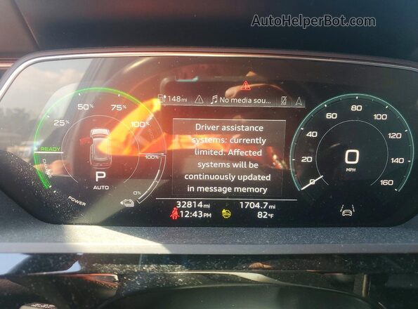 WA16AAGE5RB017919 2024 AUDI Q8 Black Widok zestawu wskaźników