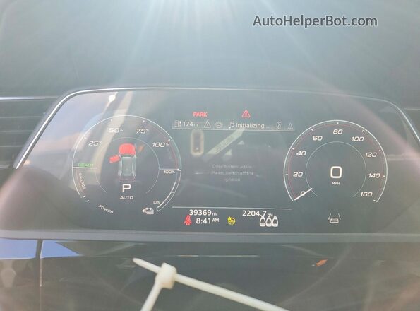 WA16AAGE8RB053054 2024 AUDI Q8 Gray Вид щитка приладів
