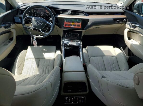 WA16ABGE8RB021078 2024 AUDI Q8 Gray წინა პანელის ხედი
